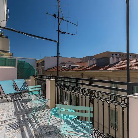Apartment Squared Head-apartment With Terrace In Nice